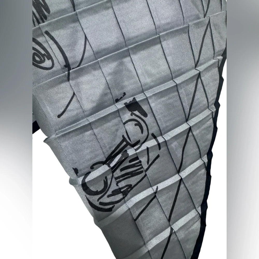 Giorgio‎ Armani Black Label Silk Scarf Gray/Silver Pleated 29x29